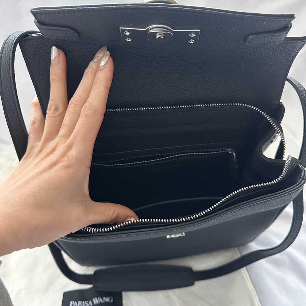 Parisa Wang Grace Backpack convertible backpack crossbody purse - Black (medium) - Picture 6 of 12